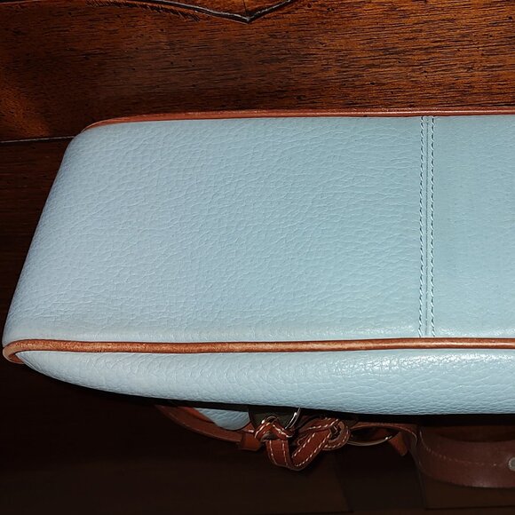 DOONEY & BOURKE ALL WEATHER LEATHER MEDIUM HOBO BAG SKY BLUE/HONEY TRIM EXC COND - Picture 6 of 14